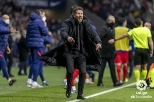  克罗托内保级神迹，副班长补时连入两球完成大逆转